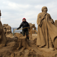 Illustration for article titled 11 Splendid Sand Sculptures Made For the Movie Geek